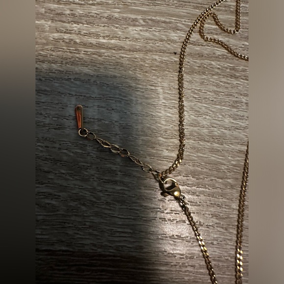 ✨DELICATE AUTHENTIC LV TINY PENDENT ON GOLD-TONE LOBSTER CLASP ADJUSTABLE CHAIN✨ - Picture 6 of 9